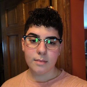 Meet your Posher, Hugo